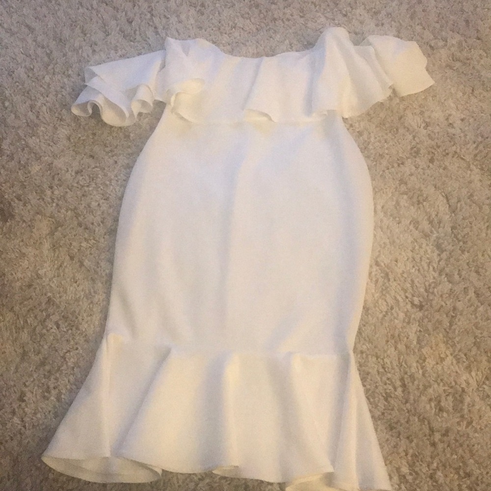 White off shoulder dress